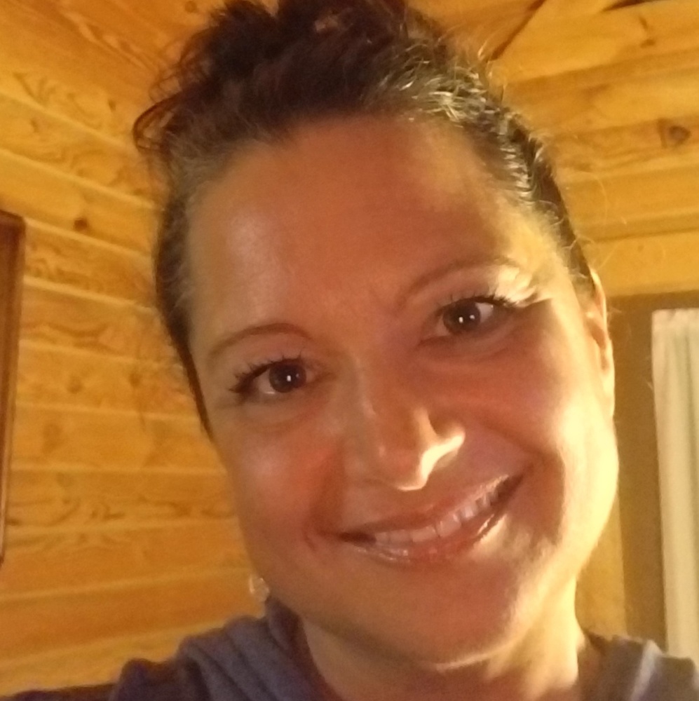Meet your Posher, Teresa
